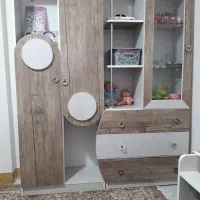 تخت نوجوان ونوزادی همراه کمدومیزتحریر|تخت و سرویس خواب|تویسرکان, |دیوار
