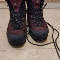 کفش کوهنوردی لووا اصل سایز ۳۹ گورتکس زنونه
