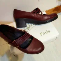 کفش سورمه ای و ست کیف و کفش چرم زرشکی و چندتا کیف