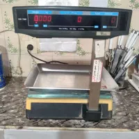 ترازو دیجیتال علمک دار محک ۳۰ کیلویی