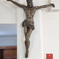 مجسمه برنزی مسیح