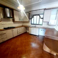 گلسار فلکه گلایل خ 119 سه خواب 130 متری