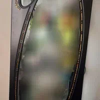 ویترین و کتیبه پرده