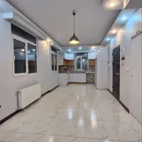 آپارتمان تک واحدی سه طرف نور