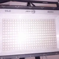 پرژکتور 200 وات