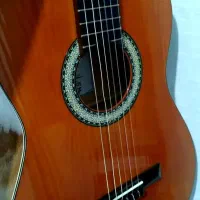 گیتار دستساز چوب