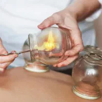 حجامت،بادکش،طب سوزنی،تزریقات،پانسمان