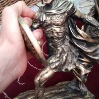 مجسمه|مجسمه، تندیس، ماکت|یزد, |دیوار