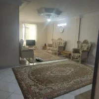 ۷۸ متری فروشی