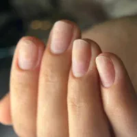 تخفیف ویژه کاشت ناخن فقط ۵۰۰ هزار تومان