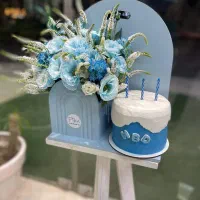 سفارش انواع کیک و گل همزمان