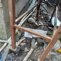 منقل زغالی|ظروف پخت‌وپز|بندر انزلی, گیلار|دیوار