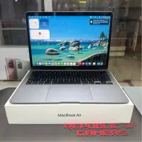 لپتاپ مک بوک ایر2020پردازندهM1رم۸ باجعبه هارد256