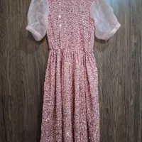 پیراهن مجلسی|لباس|رشت, گلزاران|دیوار