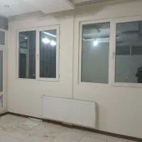 خدمتکار منزل