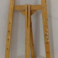 سه پایه بوم نقاشی*