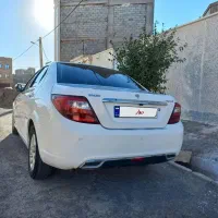 دناپلاس ۹۸ عروسک