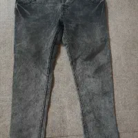 تعدادی شلوار لی  مردانه