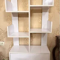 کتابخانه مدرن و مینیمال سالم