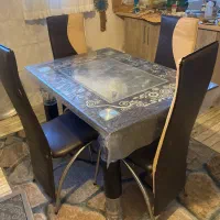 میز ناهار خوری