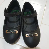 کفش و لباس بچه گانه