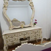 سرویس خواب سلطنتی همراه تشک و روتختی200*180|تخت و سرویس خواب|میانه, |دیوار