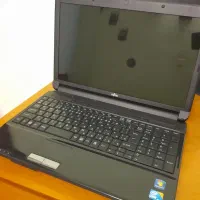 لپ تاپ فوجیتسو ژاپنی در حد