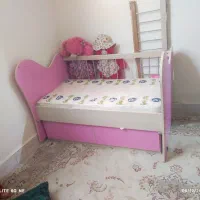 تخت از تولد تا هفت سال