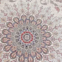 قالی ۱۲متری کرم