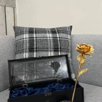 گل رز آب طلا مناسب هدیه