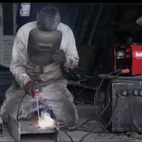 جوشکاری سیار و ثابت با بهترین کیفیت