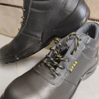 کفش ایمنی سایز۴۳