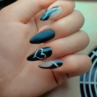 اِرائه تمامی خدمات ناخن در سالن پانته آ