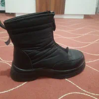 بوت مشکی کاپشنی