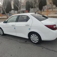 دنا پلاس دنده ای مدل 1402