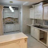 ۱۱۰ متر _ دو نبش _ شیک _ پشت حاشیه پیروزی