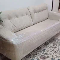 کاناپه سه نفره قابلیت تخت خواب شو