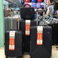 چمدان برند MR (طرح هاشور) ارسال و کاور رایگان|کیف، کفش، کمربند|مشهد, عیدگاه|دیوار