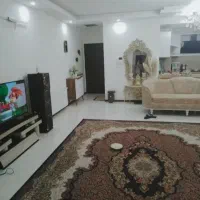 ۹۵ متر / فاز ۳/ خیابان کوهستان / بسیار شیک و تمیز