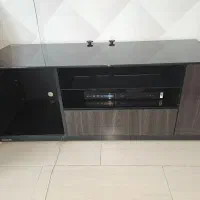 میزتلوزیون چوبی هایگلاس جنس ترک