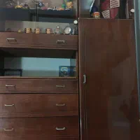 کمد لباس و ویترین