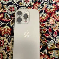 اپل iPhone 15 Pro با حافظهٔ ۲۵۶ گیگابایت