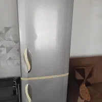 یخچال نیمه فریزر