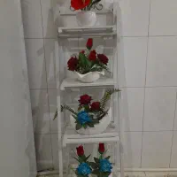 یک شلف سالم و۴عددگل همگی سالم|صنایع دستی و سایر لوازم تزئینی|تهران, عبدل‌آباد|دیوار