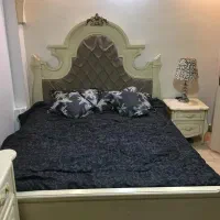 تخت و میز توالت