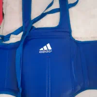 لوازم ورزش تکواندو هوگو کلاه  دستکش روپایی