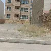 زمین ۳۰۰ متر شمالی