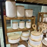 نیروی کار آقا جهت کار در عمده فروشی