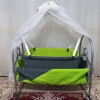 گهواره سالم و تمیز|تخت و صندلی بچه|شاهین‌شهر, شهرک میلاد|دیوار