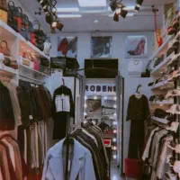 استخدام فروشنده خانم دربوتیک زنانه باحقوق بالا